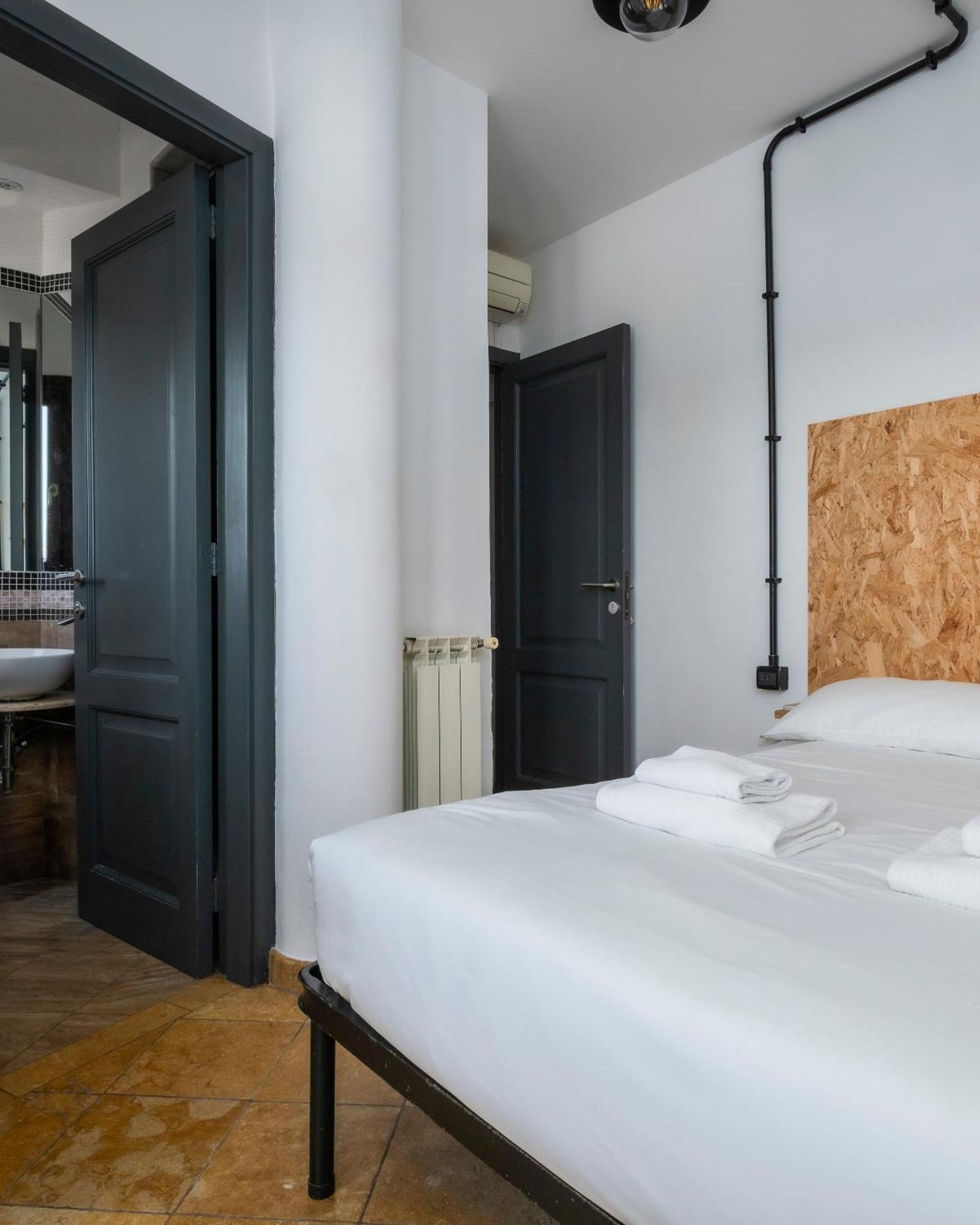 Zen Guest House Liv'In San Lorenzo Рим Екстер'єр фото