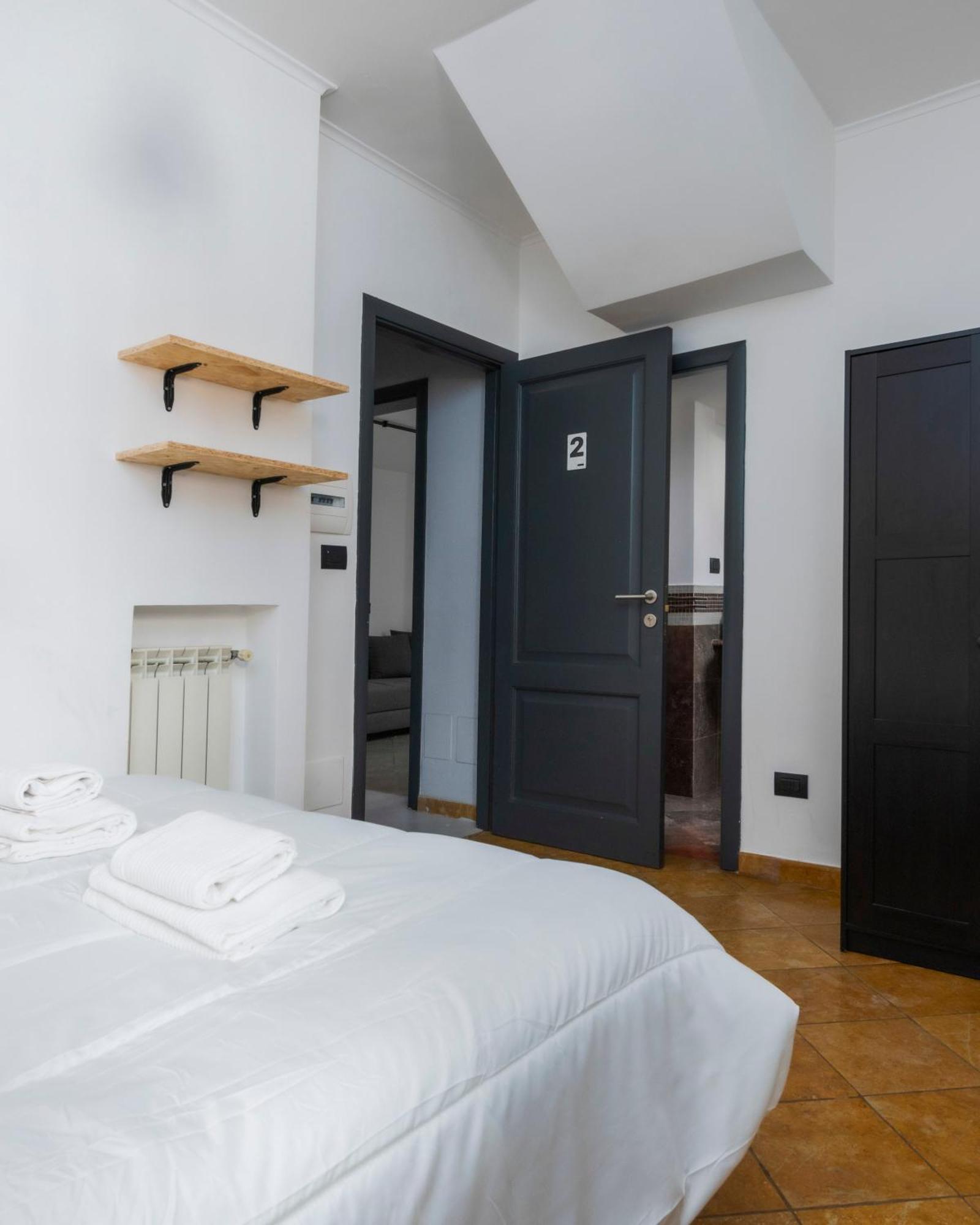 Zen Guest House Liv'In San Lorenzo Рим Екстер'єр фото
