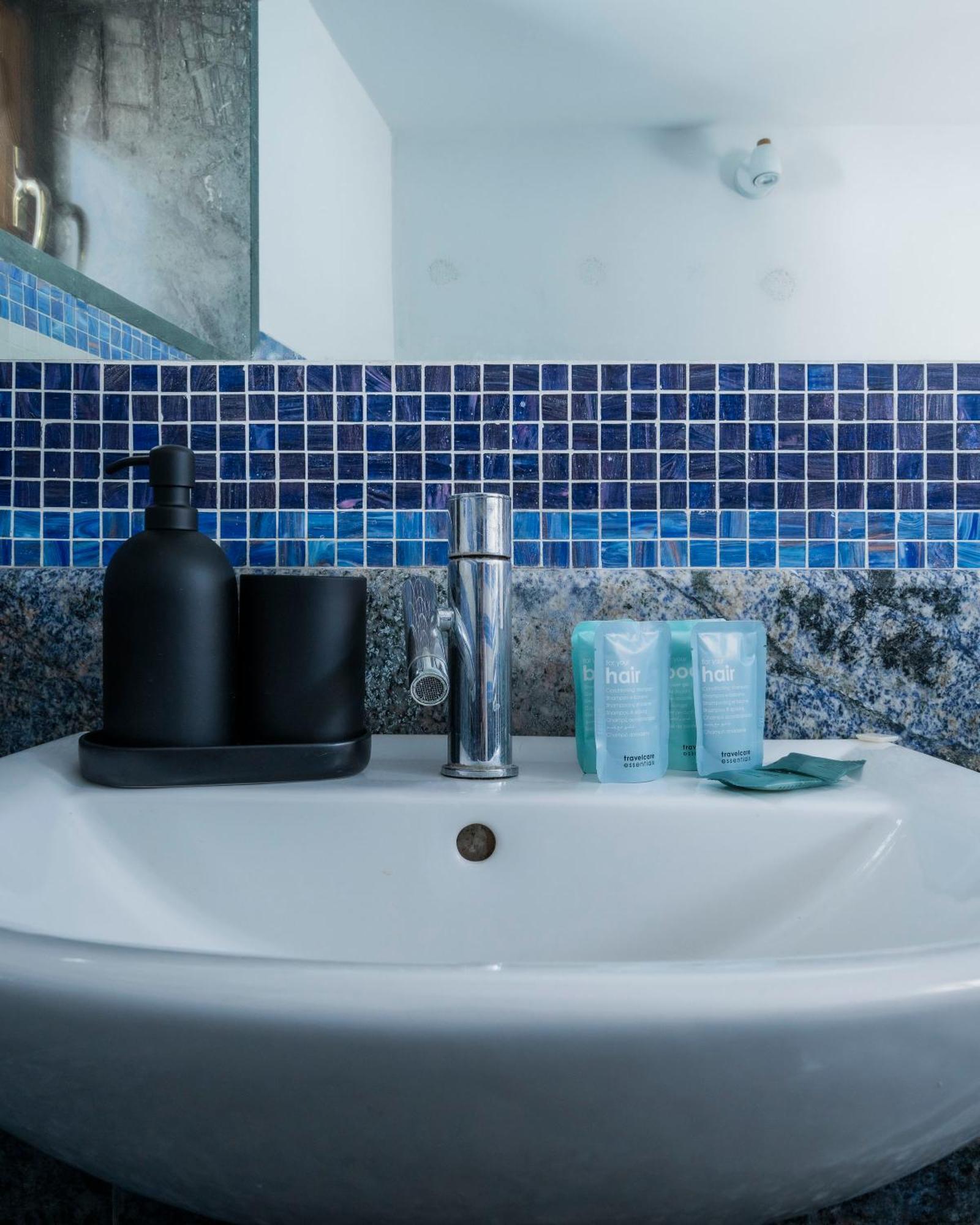 Zen Guest House Liv'In San Lorenzo Рим Екстер'єр фото